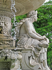 Fototapeta na wymiar Water fountain in Budapest, Hungary