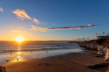 Fototapeta na wymiar Shell Beach Sunny Sunset, CA