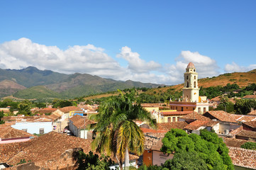 Fototapeta na wymiar View of the ancient city and the surrounding hills. Trinidad. Cuba. 