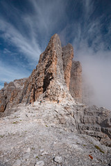 Mountaineers equipped face the 