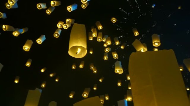 Chiang Mai, Thailand loy krathong mass lantern release festival fireworks video