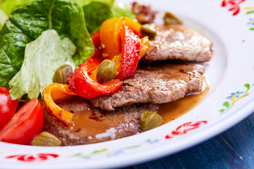 beef with salad