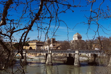 Fototapeta na wymiar View of Rome Great Synagogue from River Tiber