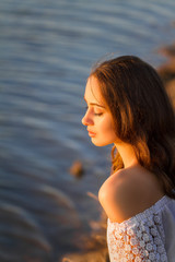 the beautiful girl meets the dawn