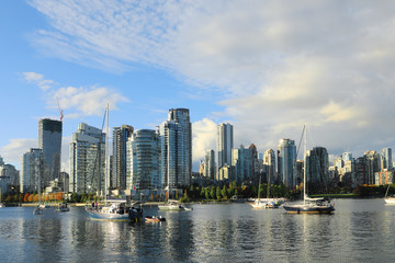 Fototapeta na wymiar Bright view of the Vancouver, Canada skyline