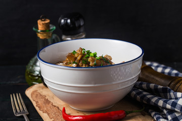 Pig's feet shallot halogen