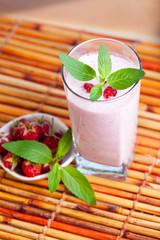 Raspberry smoothie with mint