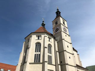 Fototapeta na wymiar Neupfarrkirche a church in Regensburg