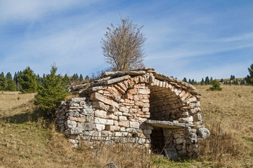 Steinhütte auf dem Coepass