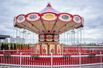 Attraction carousel for children