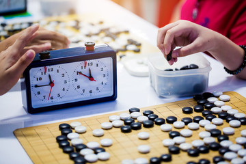 Chinese go games with countdown clock for fighting.