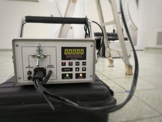 Particle counter or Aerosol photometer -HEPA/ULPA Filter Scan Leak Test