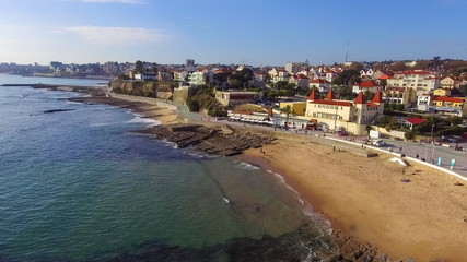 Fototapeta na wymiar Vista da Praia da Poça no Estoril em Portugal