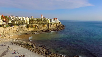 Fototapeta na wymiar Vista da Praia da Poça no Estoril em Portugal