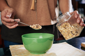 Breakfast granola