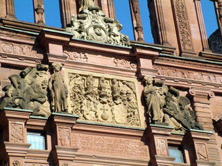 Obraz premium detail of building blue sky through windows