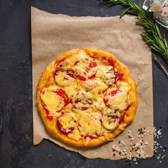 pizza, dough, ingredients, pepperoni, cheese, toatny sauce (cooking process). Top view with copy space