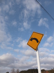 曲がり角・標識