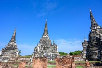 Fototapeta premium タイ・アユタヤ・遺跡・涅槃像・世界遺産・ワット・プラ・シーサンペット 