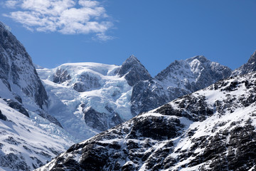 Obraz premium View of the spectacular Drygalski Fjord with snow covered mountains on South Georgia Island in the South Atlantic Island, Antarctica