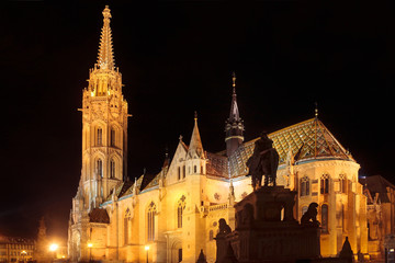 Fototapeta na wymiar A beautiful night view of Mathias Church, Budapest, Hungary
