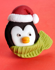 CHRISTMAS SUGAR ICING PENGUIN ON RED