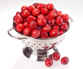 FRESH CRANBERRIES IN COLLANDER