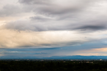 Fototapeta premium colorful dramatic sky with cloud at sunset.