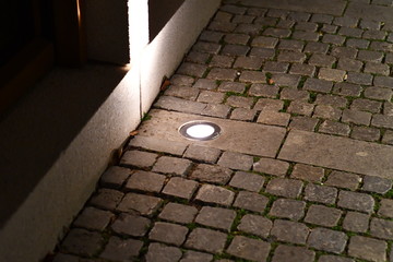 boden beleuchtung kopfsteinpflaster gehsteig