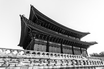 Traditional korean architecture. Gyeongbokgung Palace,Seoul, South Korea.