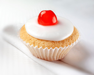ICED CHERRY CUPCAKE