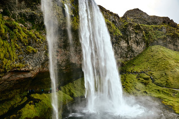 Obraz premium Seljalandsfoss - the most beautiful waterfall in Iceland
