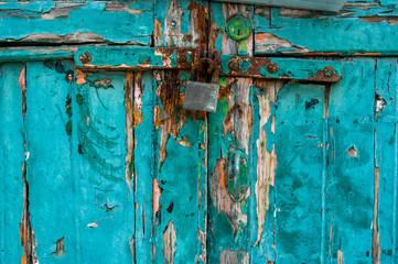 Maltese old green door