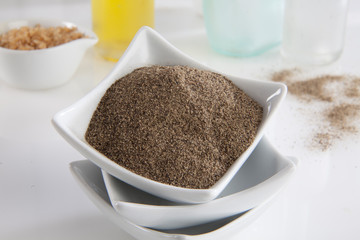 GROUND BLACK PEPPER