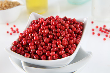 PINK PEPPERCORNS
