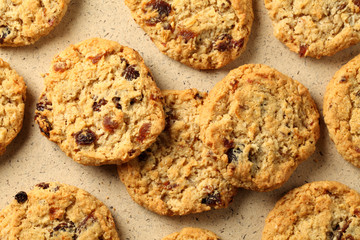 FRUIT AND OAT COOKIES