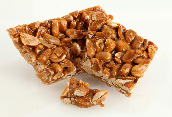 PEANUT BRITTLE