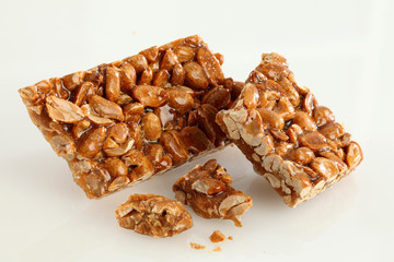 PEANUT BRITTLE