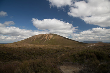 Wolken über dem Berg