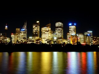 Fototapeta na wymiar Sydney de nuit, Sydney, Nouvelle-Galles du sud, Australie