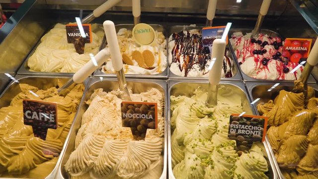 21234_Different_flavors_of_gelato_ice_cream_in_the_glass.mov