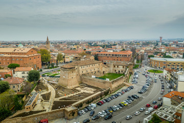 Obraz premium Aerial panorama view of the Adriatic beach town Rimini in the winter with the ancient Tiberius bridge, Sismondo Malatesta castle and Gothic city hall