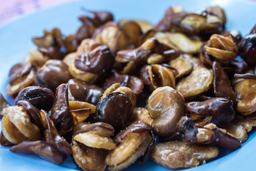 broad beans, a pile of cooked bread beans