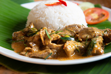 Curry with Beef Recipe (Panang Neua).