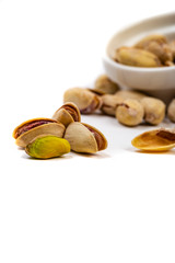 Pistscchi su sfondo bianco in verticale