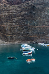 Łodzie w zatoce, marina, port © Agnieszka