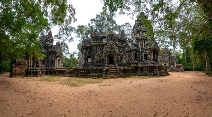 Fototapeta na wymiar Buddhist temple in Angkor thom complex, Angkor Wat Archaeological Park in Siem Reap, Cambodia UNESCO World Heritage Site