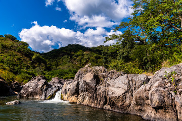 Fototapeta na wymiar landscape of Guatemalan mountains and river