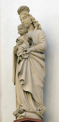 Virgin Mary with baby Jesus, Wurzburg, Bavaria, Germany