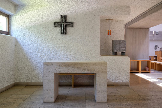 Altar in the Appearance of the Lord church in Munchen Blumenau, Germany